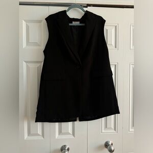Over sized vest, gently used